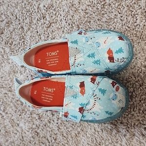 Toddler Winter Themed Toms